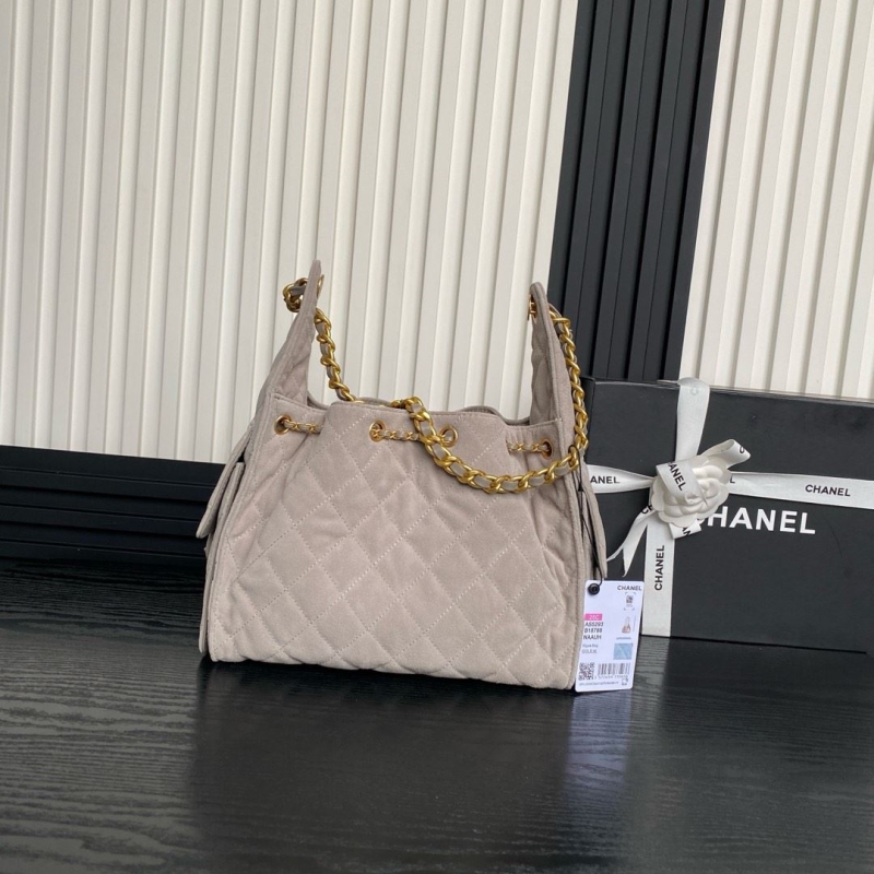 Ch**el bucket bags